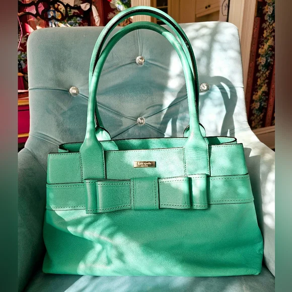 Kate Spade ♠️ New York Quinn Villabella Avenue Leather Bow Bag - Picture 1 of 12